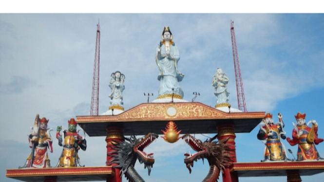 Kelenteng Sanggar Agung, Tempat Penampakan Dewi Kwan Im