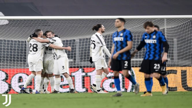 Juventus vs Inter Milan 0-0 (2-1) Juve lolos ke Final Coppa Italia Pemain Inter Kecewa