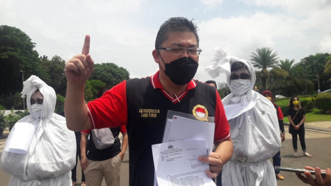 LQ Indonesia Menunggu Nyali Kapolri untuk Menahan Tersangka Henry Surya (Foto Istimewa)