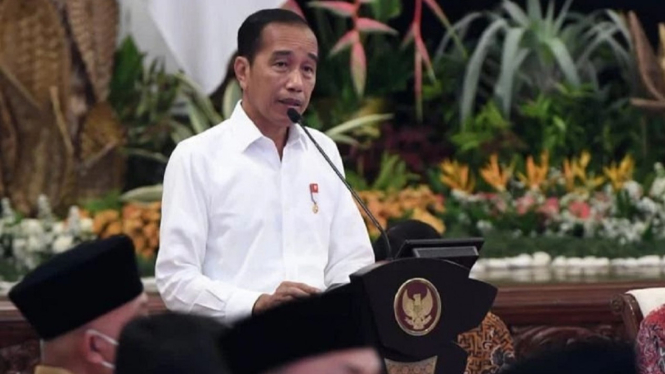 Presiden Jokowi Perintahkan Daerah Gunakan APBD
