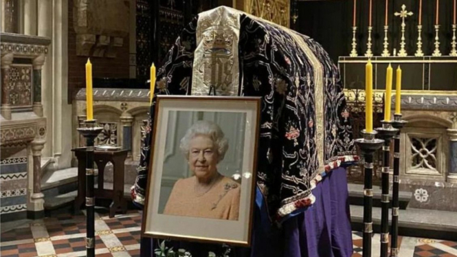 Jenazah Ratu Elizabeth II Disemayamkan