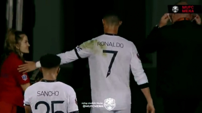 Ronaldo diminta untuk berfoto