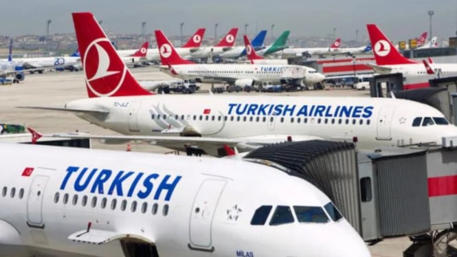 Pesawat Turkish Airlines (ilustrasi).