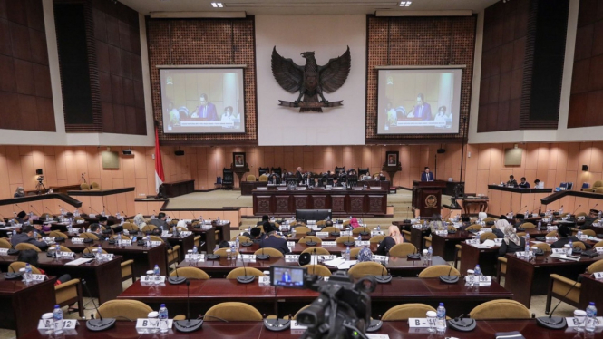 Sidang Paripurna DPD RI ke-5 di komplek parlemen Jakarta.