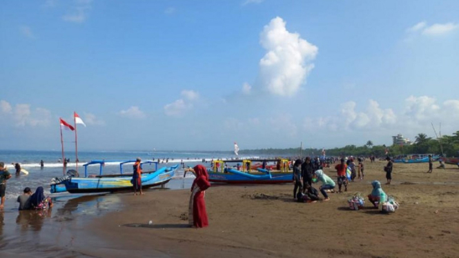 Beredar Viral Kabar Air Pantai Pangandaran Surut Usai Gempa Cianjur