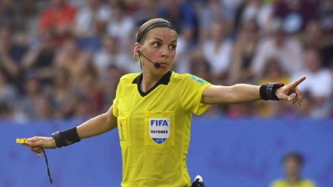Stephanie Frappart, Wasit Wanita Pertama Pimpin Laga Piala Dunia