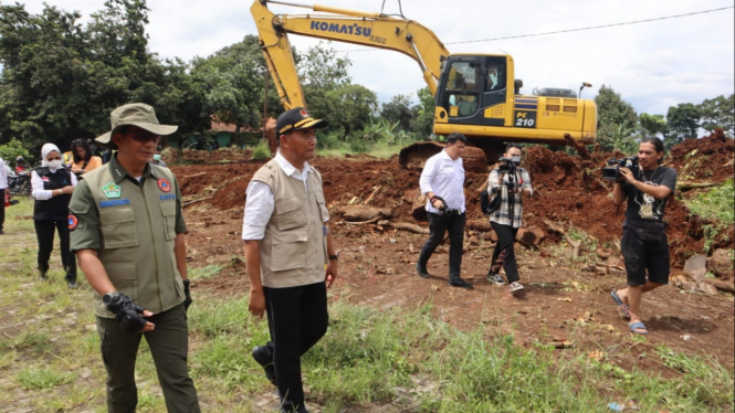 BNPB tinjau lokasi relokasi warga terdampak gempa Cianjur.