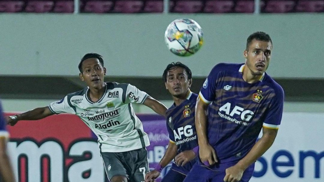 Persib Bandung vs Persik Kediri