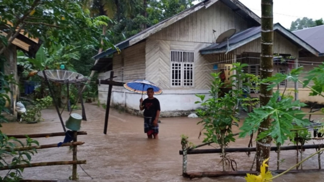 Banjir di Kabupaten Simeulue, Provinsi Aceh.