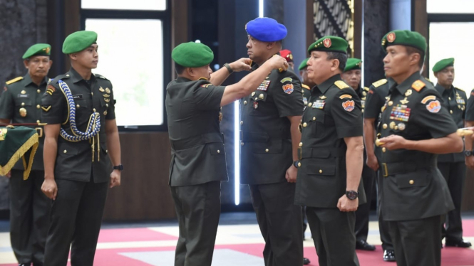Kasad Jenderal TNI Dudung Abdurachman pimpin sertijab.