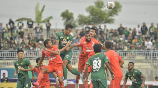 Persebaya Surabaya vs Borneo FC