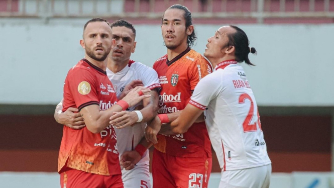 Bali United vs Persis Solo