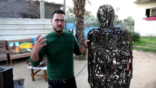 Seniman Palestina ubah besi rongsokan jadi karya seni