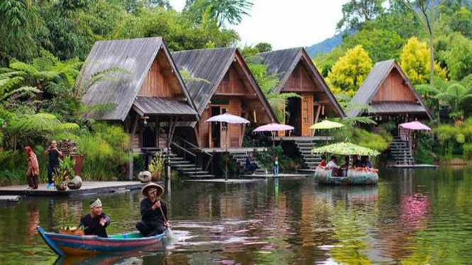 Destinasi wisata Dusun Bambu Lembang Bandung