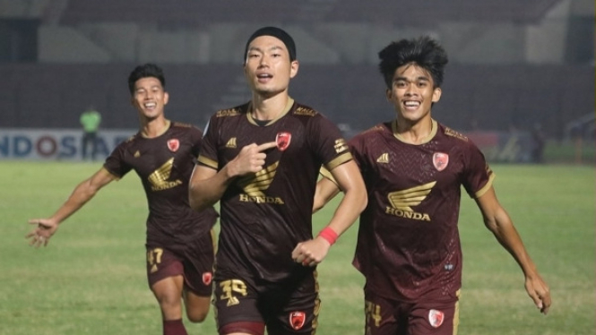 PSM Makassar vs PSIS Semarang Liga 1 2022/2023