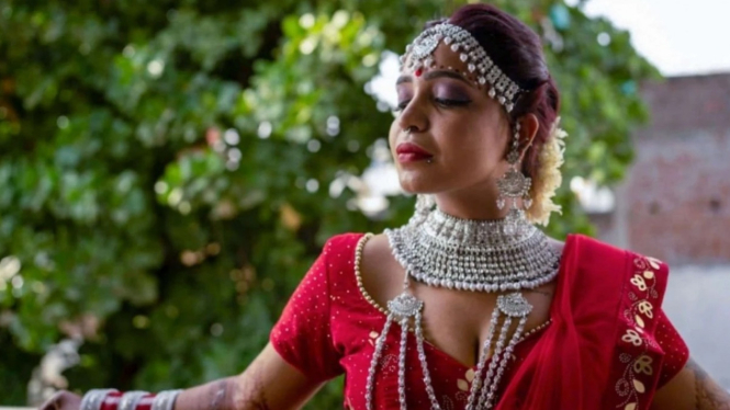 Kshama Bindu, Wanita India menikahi dirinya sendiri