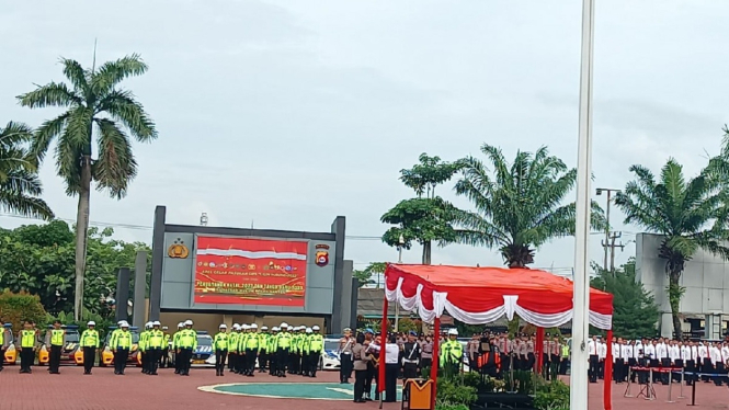 Polda Banten saat melaksanakan Apel Operasi Lilin Maung 2022
