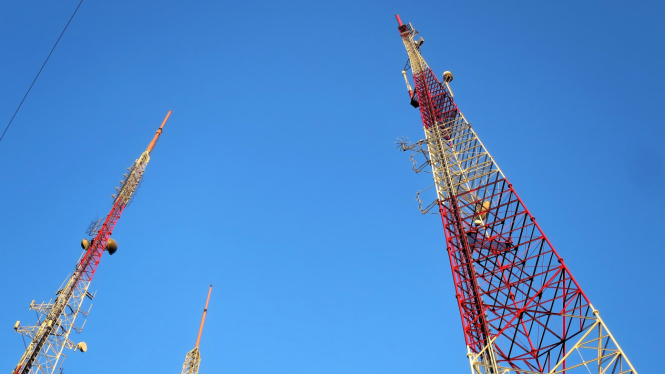 Ilustrasi tower sinyal handphone