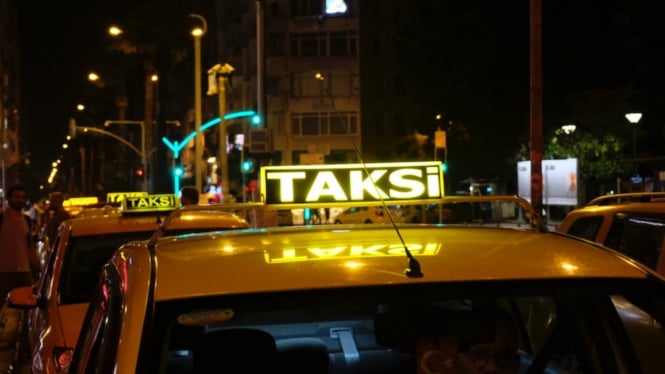 ilustrasi taksi
