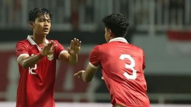 Pemain Timnas Indonesia selebrasi setelah gol.