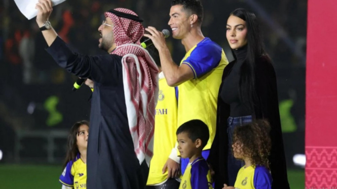 Georgina Rodrigues saat teman Ronaldo di club barunya, Al Nassr