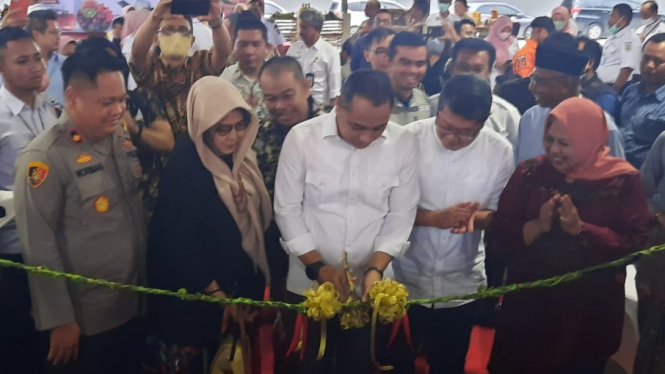 Wali Kota Surabaya resmikan pasar induk di Sidotopo