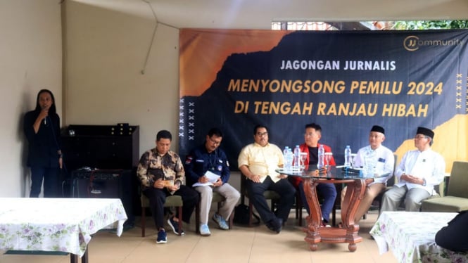 Diskusi Jagongan Jurnalis di Surabaya