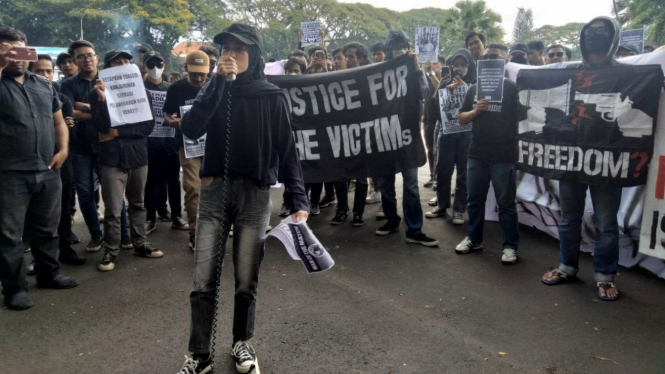 Mahasiswa di Malang unjuk rasa atas vonis ringan Tragedi Kanjuruhan