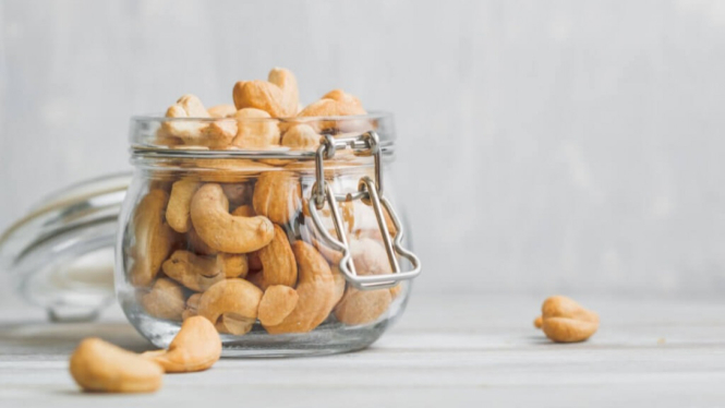 Kacang Mete Baik Dikonusmsi Penderita Kolesterol