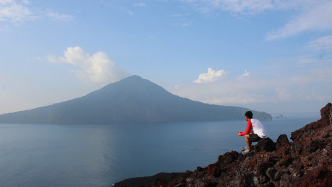 Mengunjungi Anak Gunung Krakatau