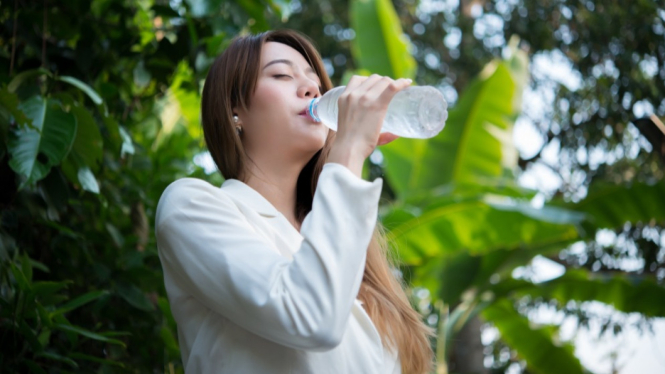 Penyakit yang Bisa Disembuhkan Dengan Minum Air Menurut Sains