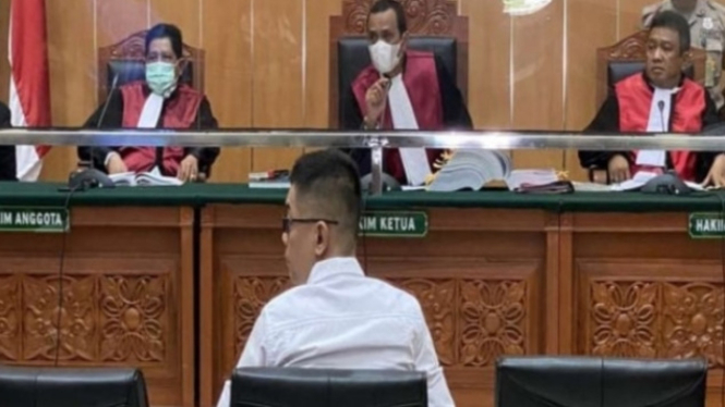 Pengadilan Negeri Jakarta Barat menggelar sidang kasus narkoba
