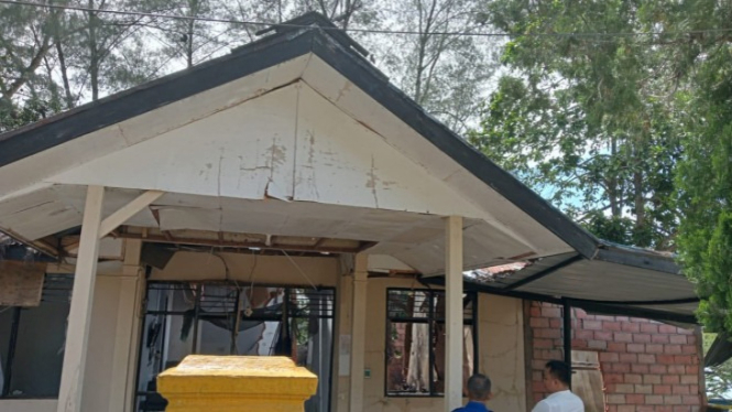 Rumah warga rusak dampak ledakan di Mako Ditpolairud Polda Sultra